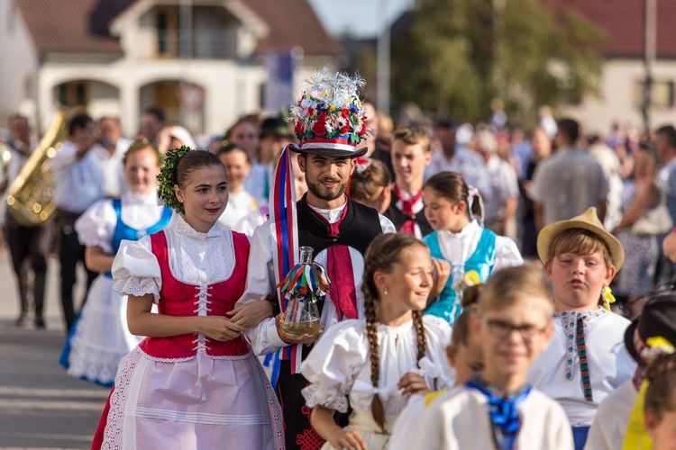 V Kútoch vzniká z iniciatívy dobrovoľníkov a grantu komunitné centrum s cieľom pestovať kultúru tohto regiónu na Záhorí: Zdroj: OZ Pjekné mjestečko